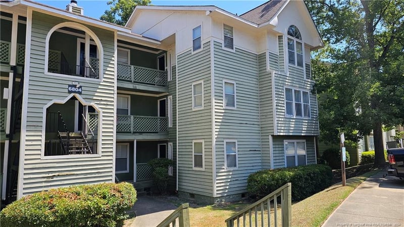 6804 Willowbrook Dr #6, Fayetteville, NC 28314