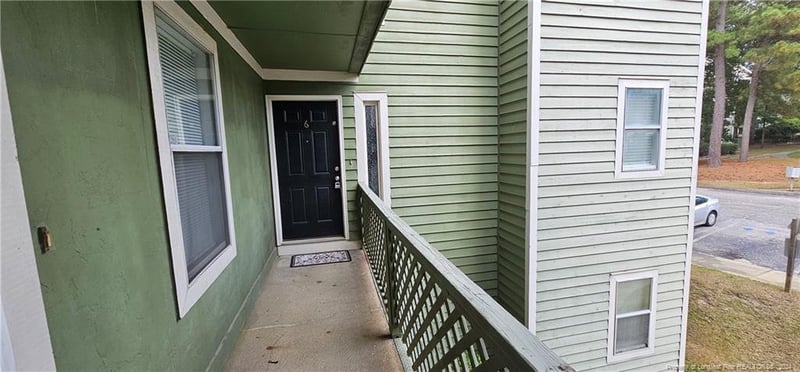 6804 Willowbrook Dr #6, Fayetteville, NC 28314