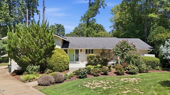 6804 Woodhaven Ct, Raleigh, NC 27615