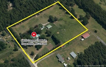 6805 Cooper Creek Dr, Hope Mills, NC 28348