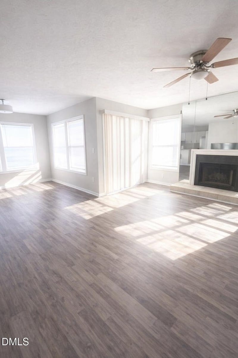 6805 Willowbrook Dr #4, Fayetteville, NC 28314