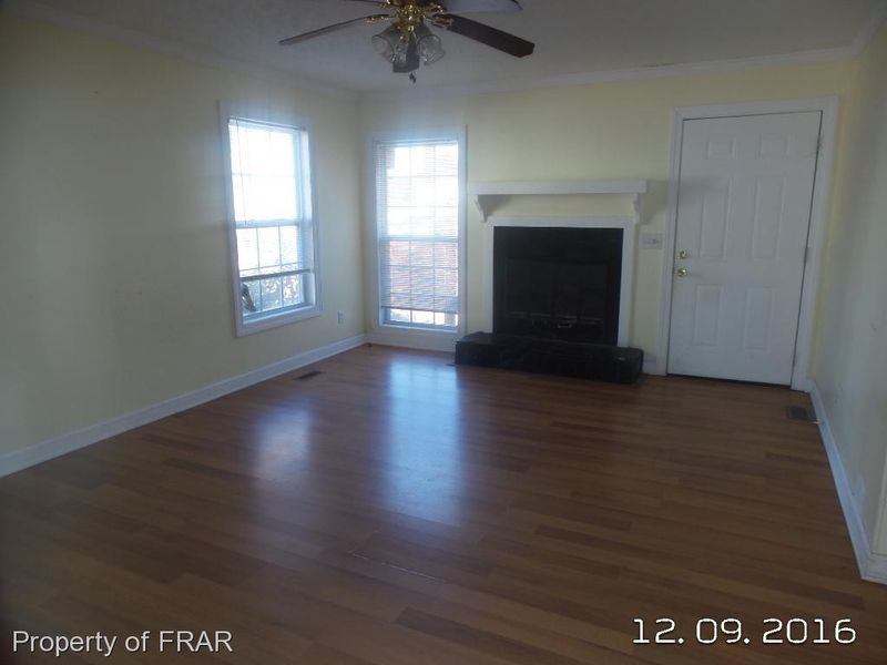 6808 Kizer Dr, Fayetteville, NC 28314