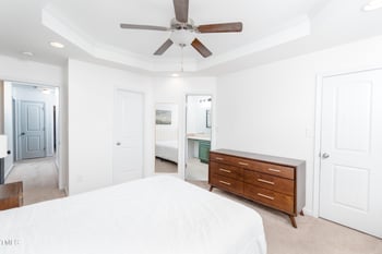 6808 Lakinsville Ln, Raleigh, NC 27610