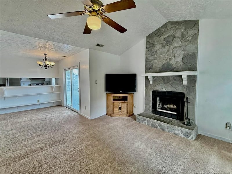 6808 Shawcross Ln, Fayetteville, NC 28314