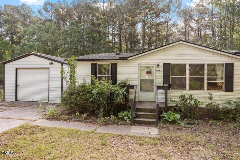 6808 Woodtrace Dr, Wendell, NC 27591