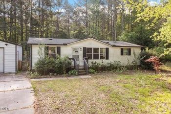 6808 Woodtrace Dr, Wendell, NC 27591