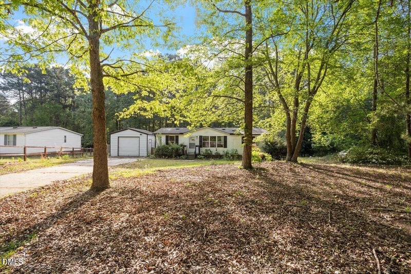 6808 Woodtrace Dr, Wendell, NC 27591