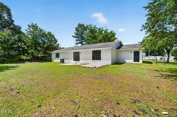 6809 Brush Creek Rd, Fayetteville, NC 28314