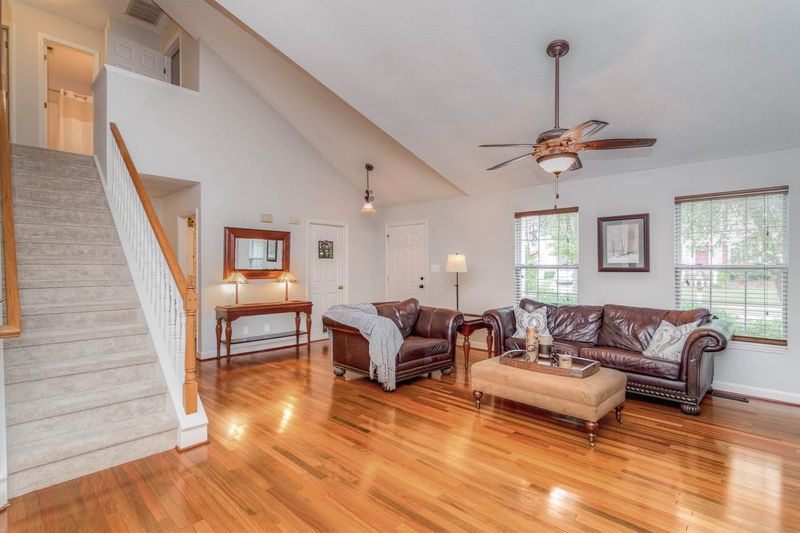 6809 Coventry Ridge Rd, Raleigh, NC 27616