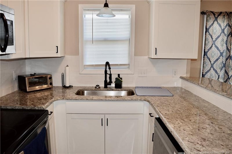 6809 Willowbrook Dr #1, Fayetteville, NC 28314