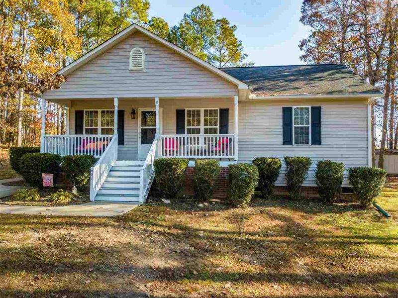 681 Lockwood Dr, Clayton, NC 27527
