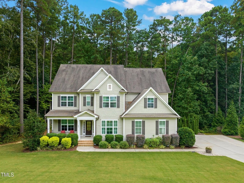 681 Rockport Dr, Clayton, NC 27527