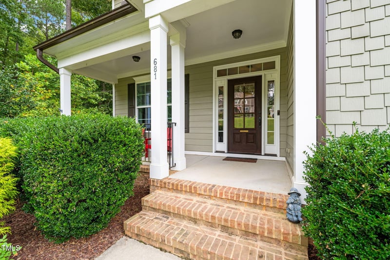 681 Rockport Dr, Clayton, NC 27527