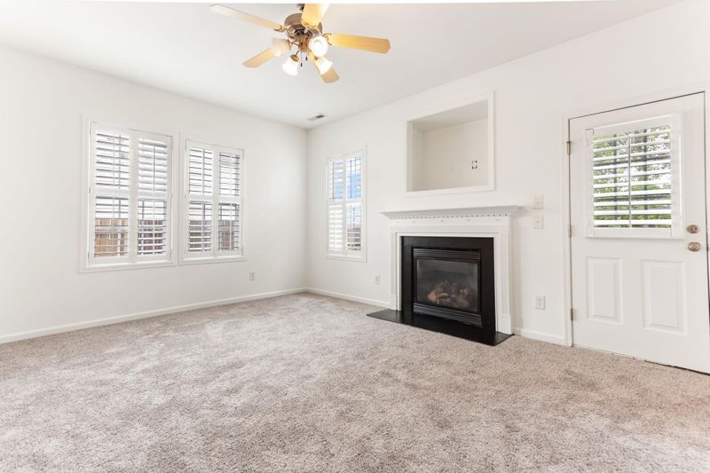 6810 Spanglers Spring Way, Raleigh, NC 27610