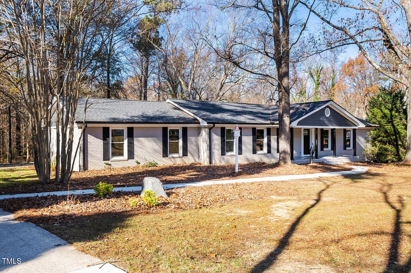 6812 Hickory Dr, Raleigh, NC 27603