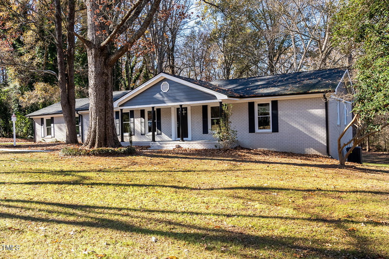 6812 Hickory Dr, Raleigh, NC 27603