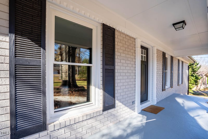 6812 Hickory Dr, Raleigh, NC 27603