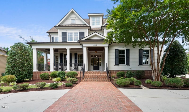 6812 Piershill Ln, Cary, NC 27519