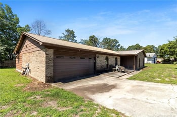 6813 Timbercroft Ln, Fayetteville, NC 28314