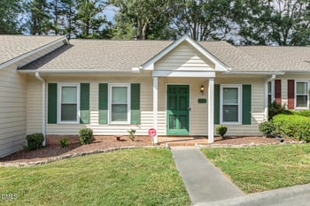 6814 Fairpoint Ct, Raleigh, NC 27613