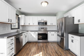 6814 Mcpherson Clay Rd, Liberty, NC 27298