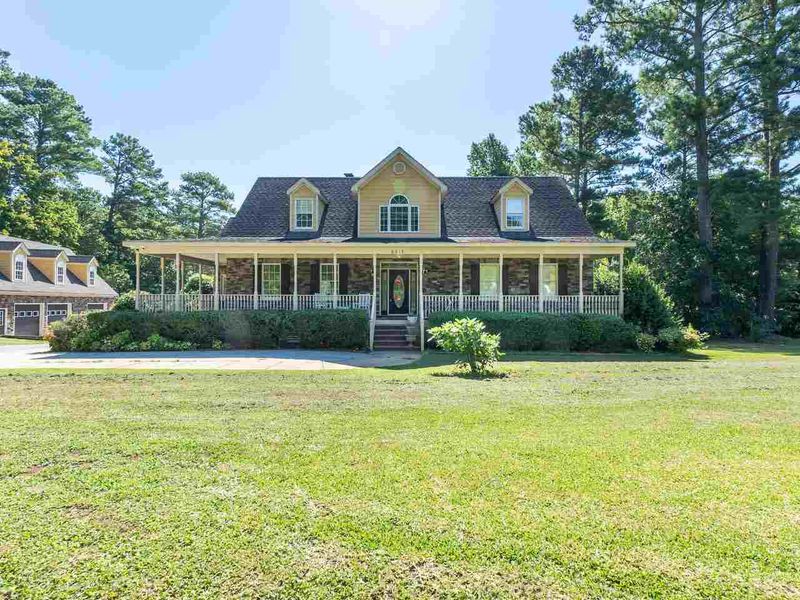 6815 Holly Springs Rd, Raleigh, NC 27606