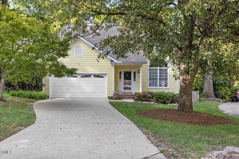 6816 Chasewick Cir, Raleigh, NC 27615