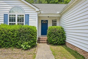 6816 Coventry Ridge Rd, Raleigh, NC 27616