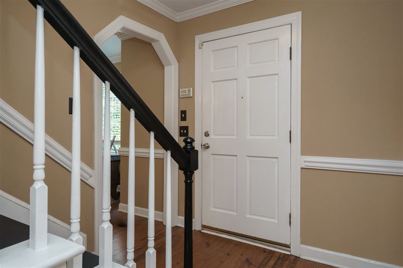 6817 Chasewick Cir, Raleigh, NC 27615