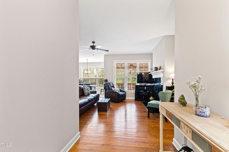 6819 Franklin Heights Rd, Cary, NC 27518