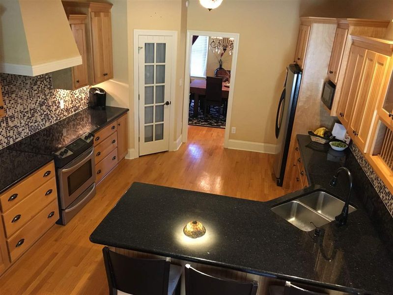 682 Kintyre Dr, Clayton, NC 27520