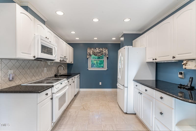 6820 Chamonix Pl, Raleigh, NC 27613