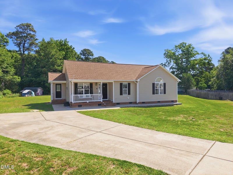 6821 Flying Eagle Ct, Wendell, NC 27591