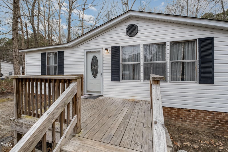 6821 Woodtrace Dr, Wendell, NC 27591