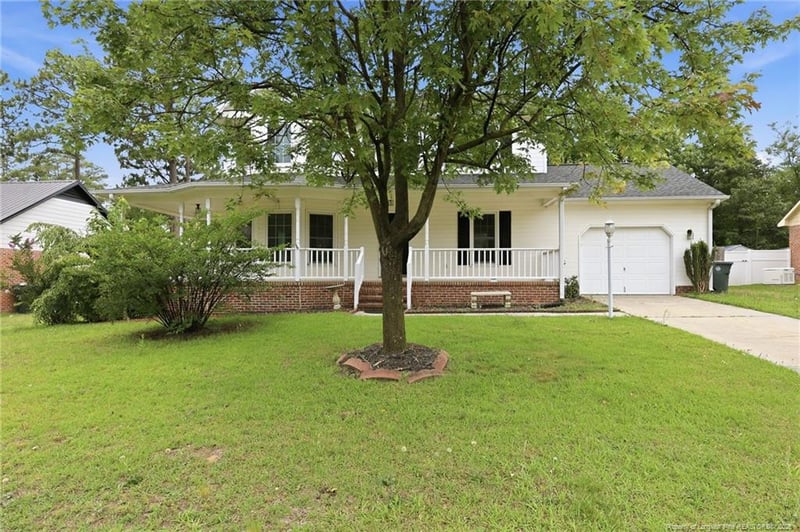 6824 Saint Julian Way, Fayetteville, NC 28314