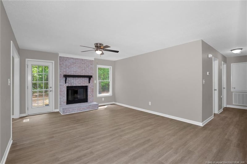 6825 Foxton Ct, Fayetteville, NC 28304