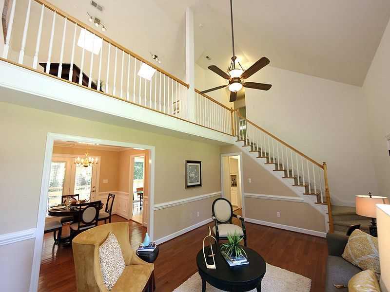 6825 Pinnacle Ridge Rd, Raleigh, NC 27603