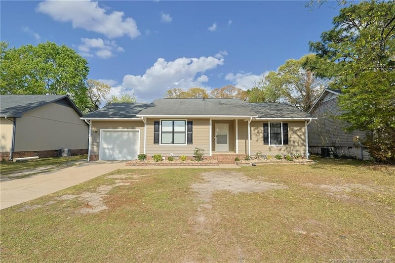 6826 Marlowe Dr, Fayetteville, NC 28314