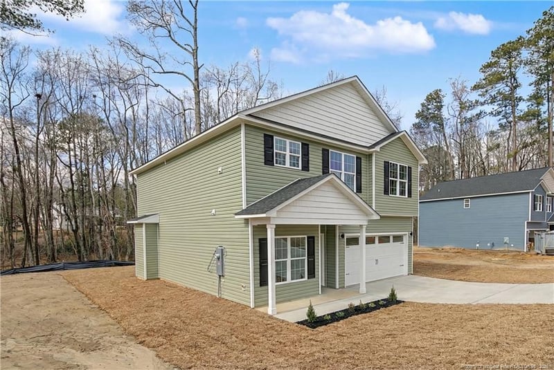 6827 Netherdale Dr, Fayetteville, NC 28314