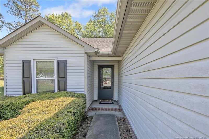 6828 Willow Ct, Fayetteville, NC 28314