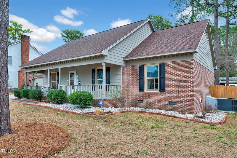 6829 St Julian Way, Fayetteville, NC 28314