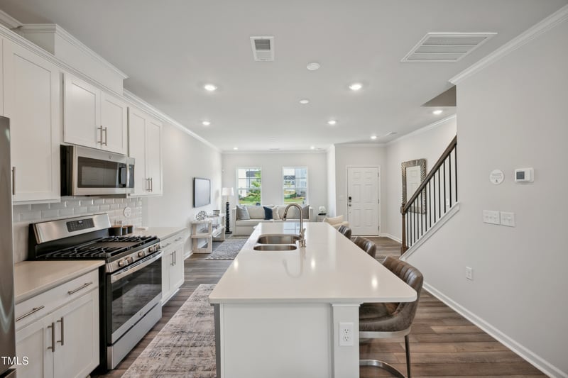 683 Mirkwood , Apex, NC 27523