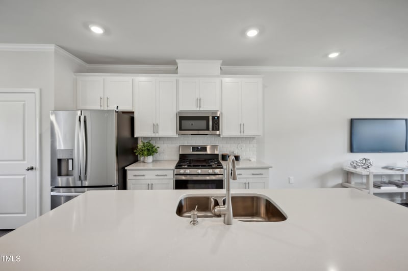 683 Mirkwood , Apex, NC 27523
