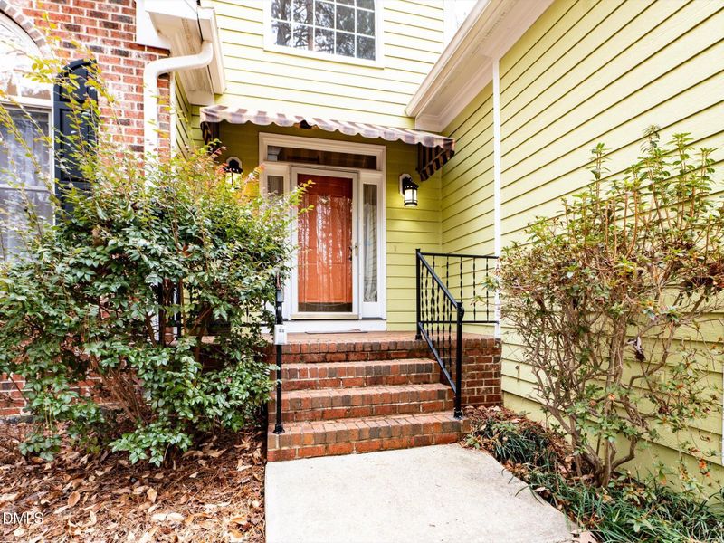 6832 Cool Pond Rd, Raleigh, NC 27613