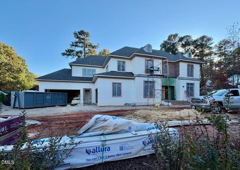 6832 Greystone Dr, Raleigh, NC 27615