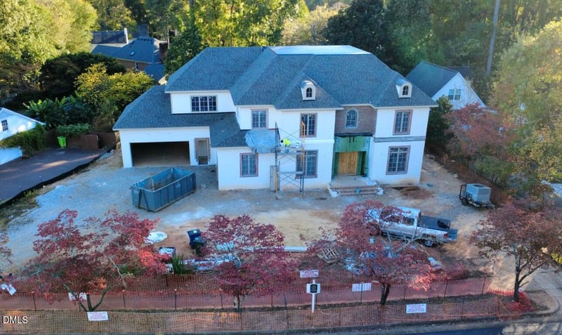 6832 Greystone Dr, Raleigh, NC 27615