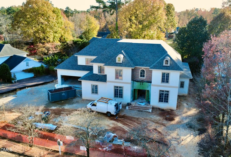 6832 Greystone Dr, Raleigh, NC 27615