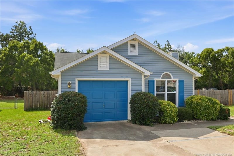6832 Winthrop Dr, Fayetteville, NC 28311