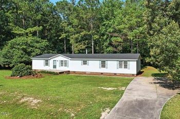 6833 Bristle Bark Ct, Wendell, NC 27591
