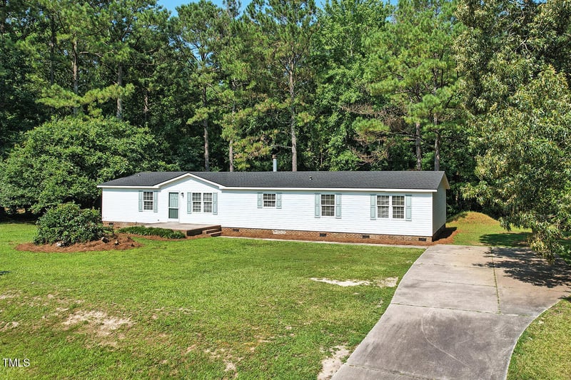 6833 Bristle Bark Ct, Wendell, NC 27591
